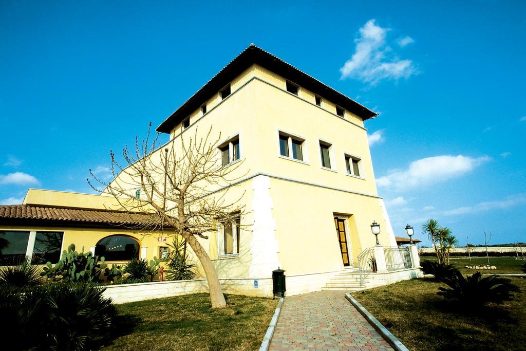 فندق Igv Club Baia Samuele سامبييري المظهر الخارجي الصورة