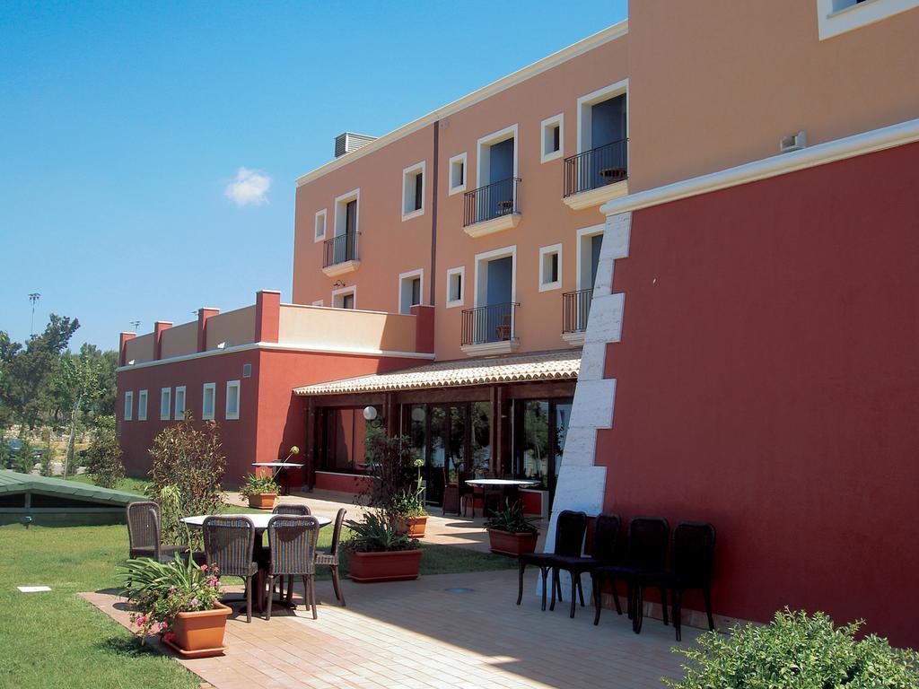 فندق Igv Club Baia Samuele سامبييري المظهر الخارجي الصورة