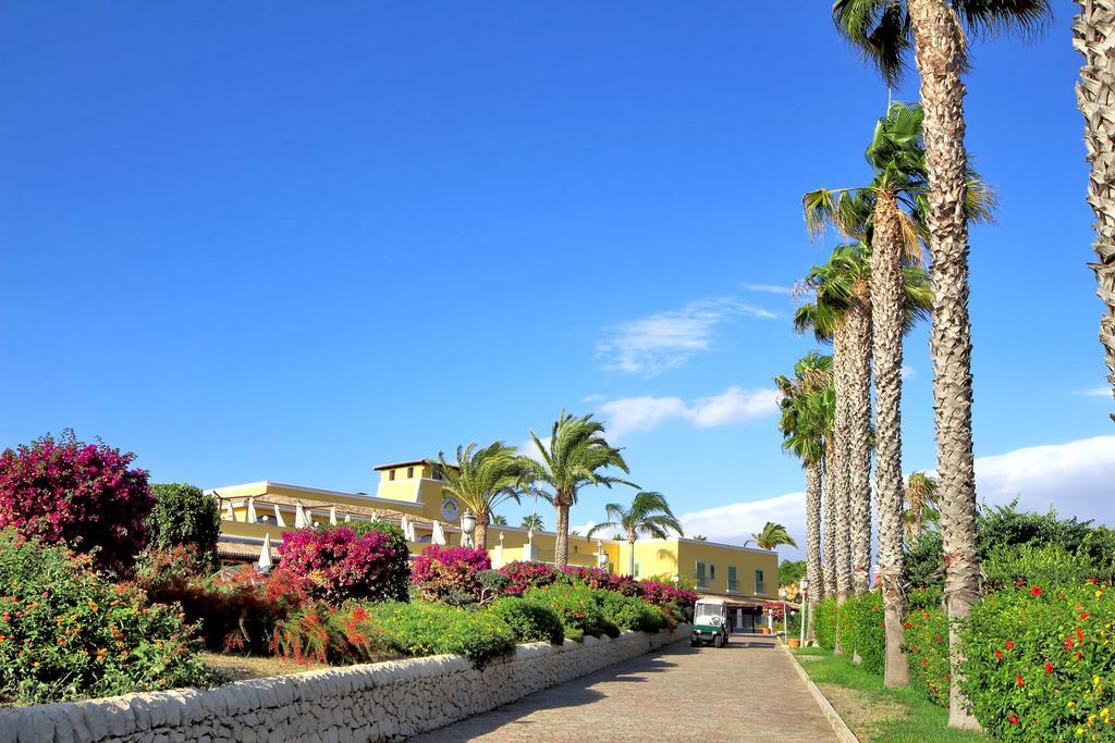 فندق Igv Club Baia Samuele سامبييري المظهر الخارجي الصورة